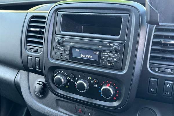 2020 Mitsubishi EXPRESS GLX SWB SN MY21