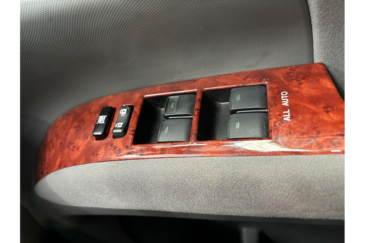 2011 Toyota Estima AERAS ACR50