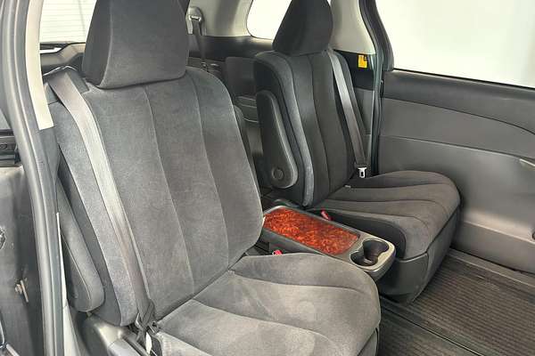 2011 Toyota Estima AERAS ACR50