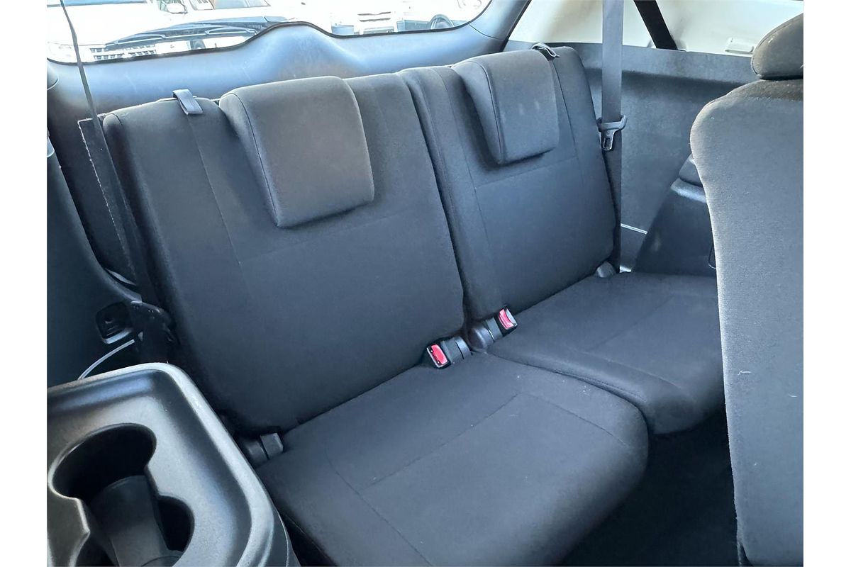 2021 Mitsubishi OUTLANDER ES 7 SEAT (2WD) ZL MY21