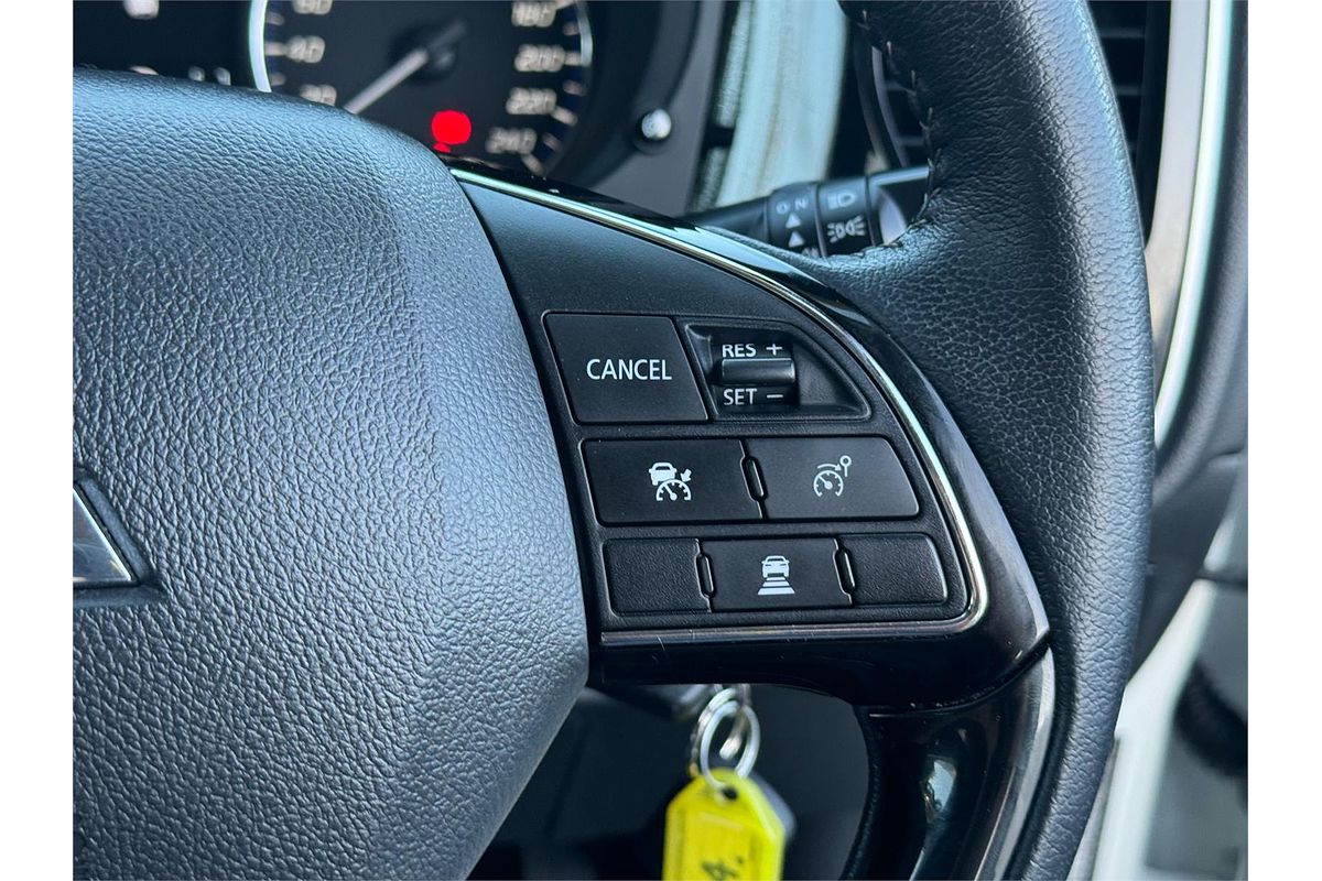 2021 Mitsubishi OUTLANDER ES 7 SEAT (2WD) ZL MY21