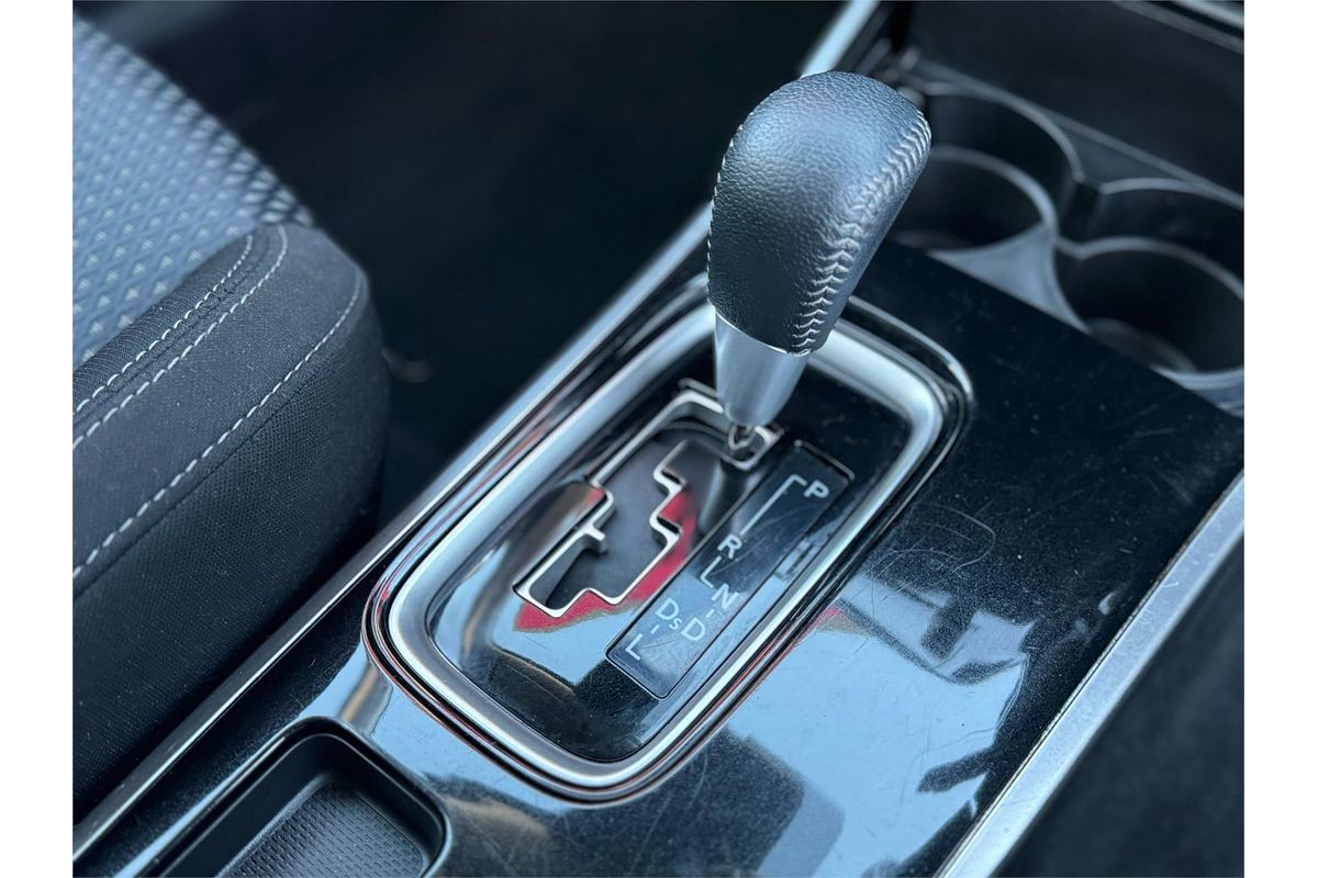 2021 Mitsubishi OUTLANDER ES 7 SEAT (2WD) ZL MY21