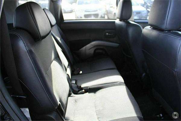 2010 Mitsubishi Outlander RX ZH