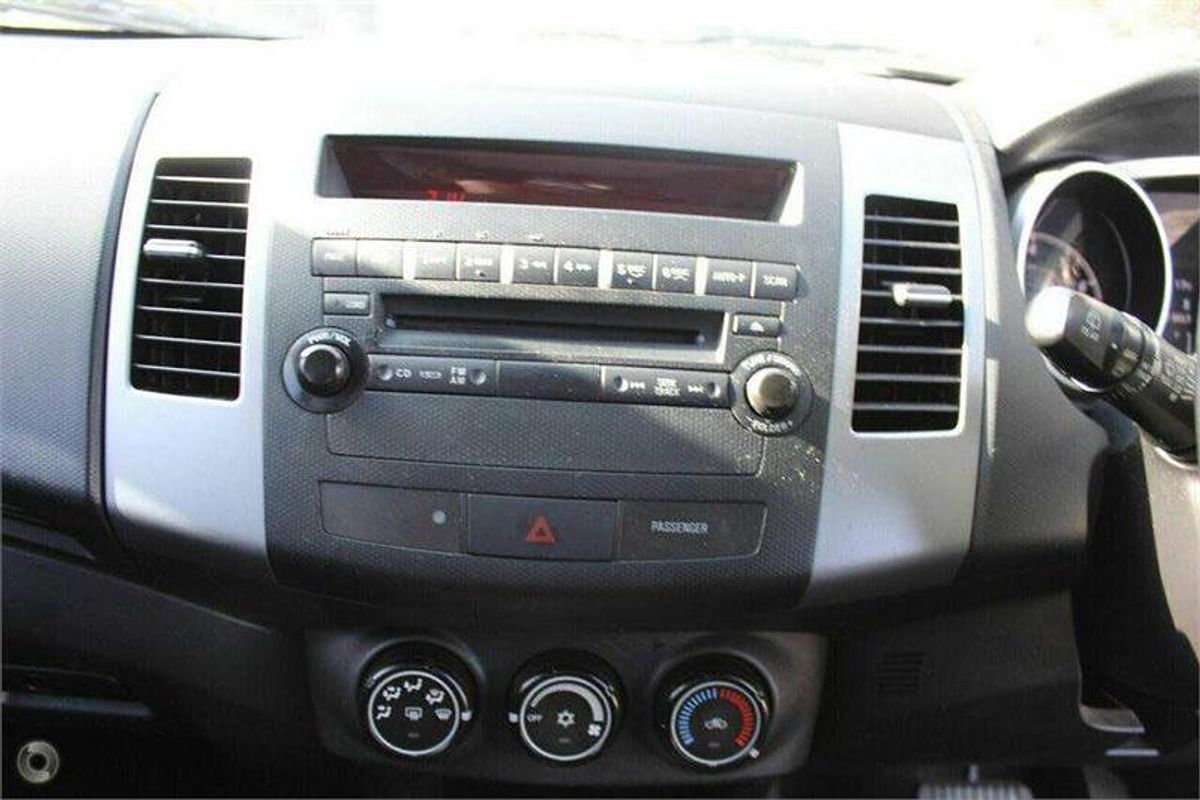 2010 Mitsubishi Outlander RX ZH