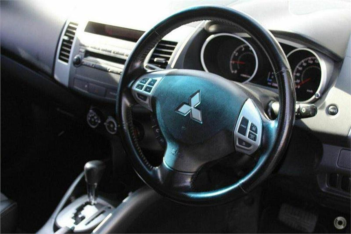 2010 Mitsubishi Outlander RX ZH