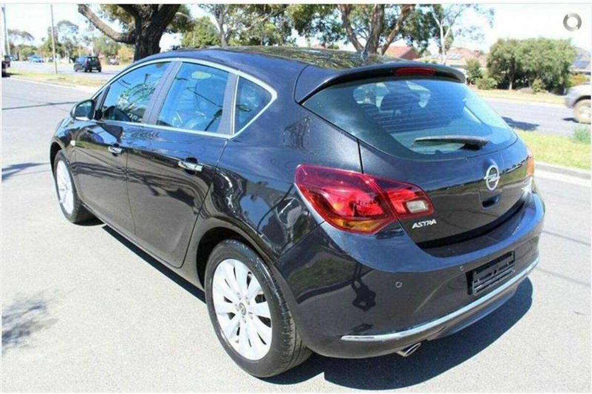 2012 Opel Astra Select AS