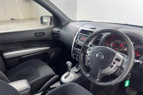 2013 Nissan X-TRAIL ST T31