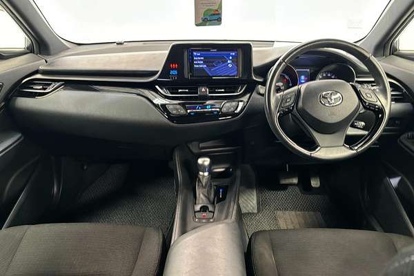 2017 Toyota C-HR HYBRID G ZYX10