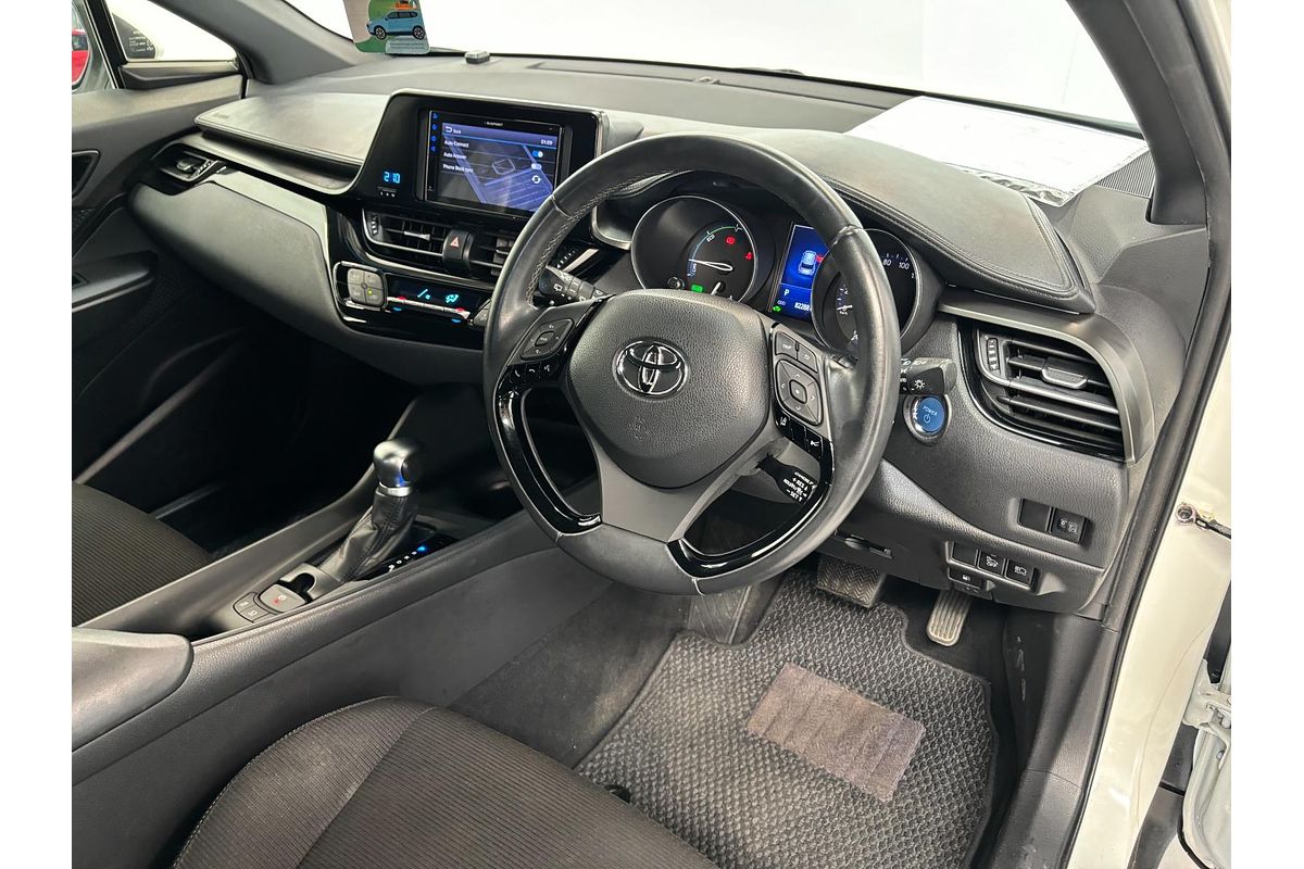 2017 Toyota C-HR HYBRID G ZYX10