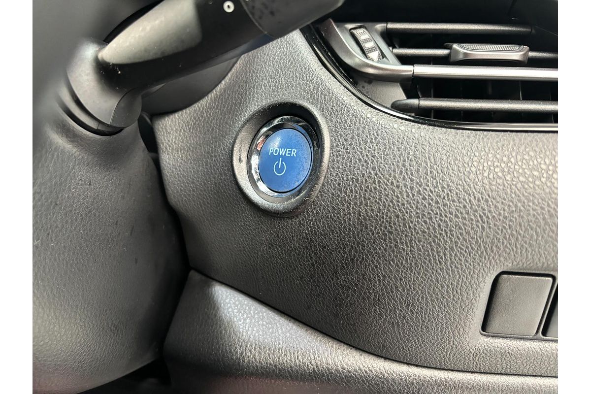 2017 Toyota C-HR HYBRID G ZYX10