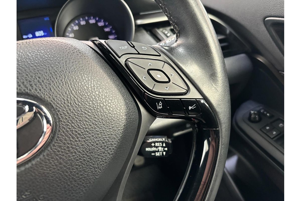 2017 Toyota C-HR HYBRID G ZYX10