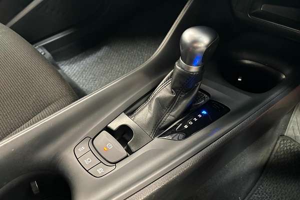 2017 Toyota C-HR HYBRID G ZYX10