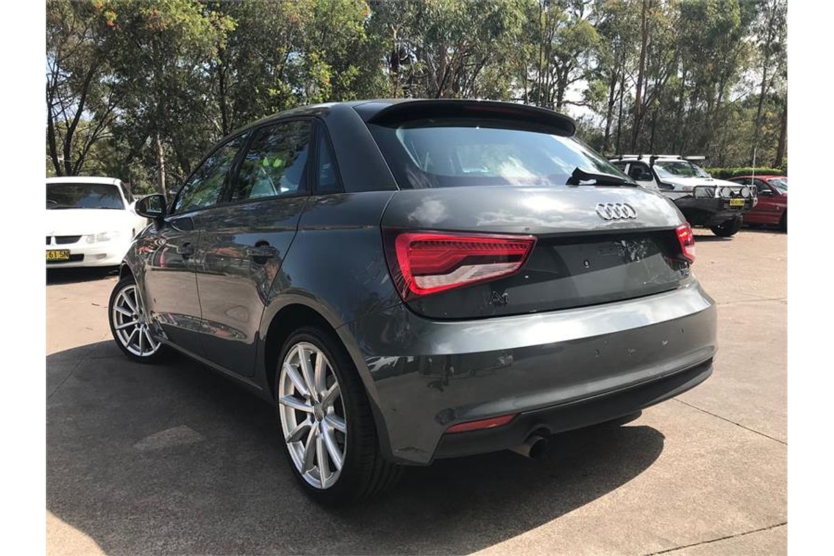 2016 Audi A1 8X