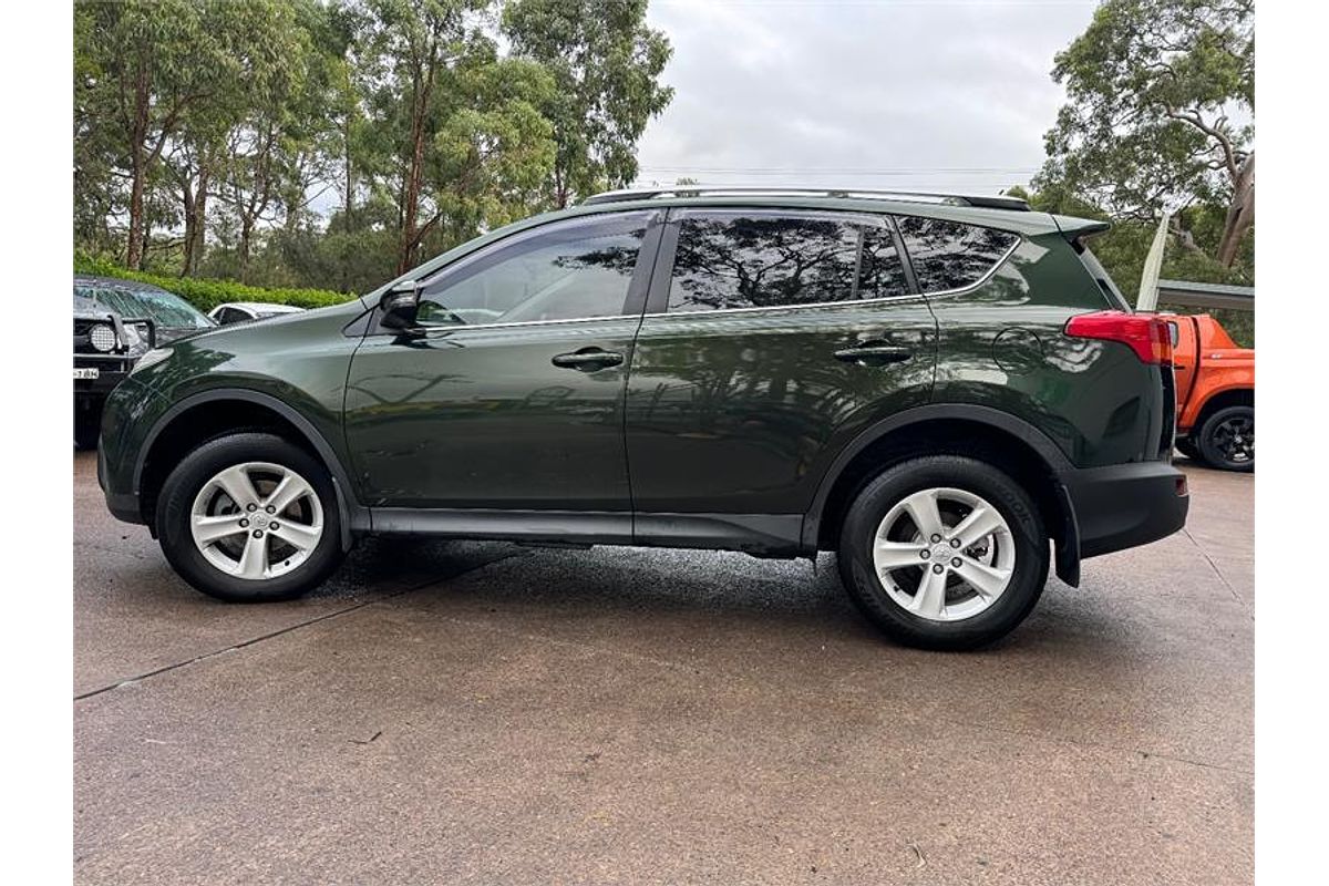 2013 Toyota RAV4 CRUISER (4x4) ASA44R