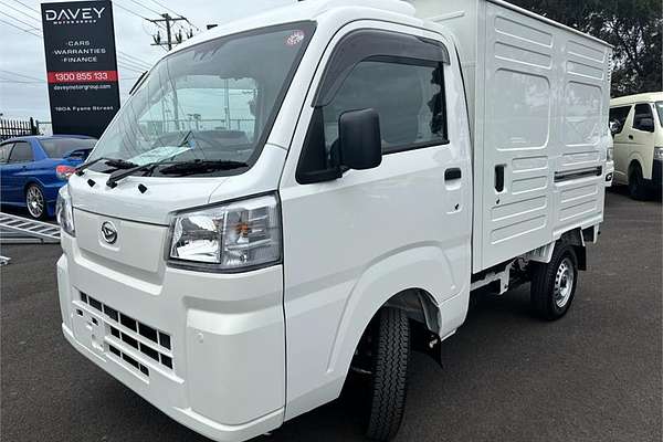 2023 Daihatsu HIJET PANEL TRUCK S510P