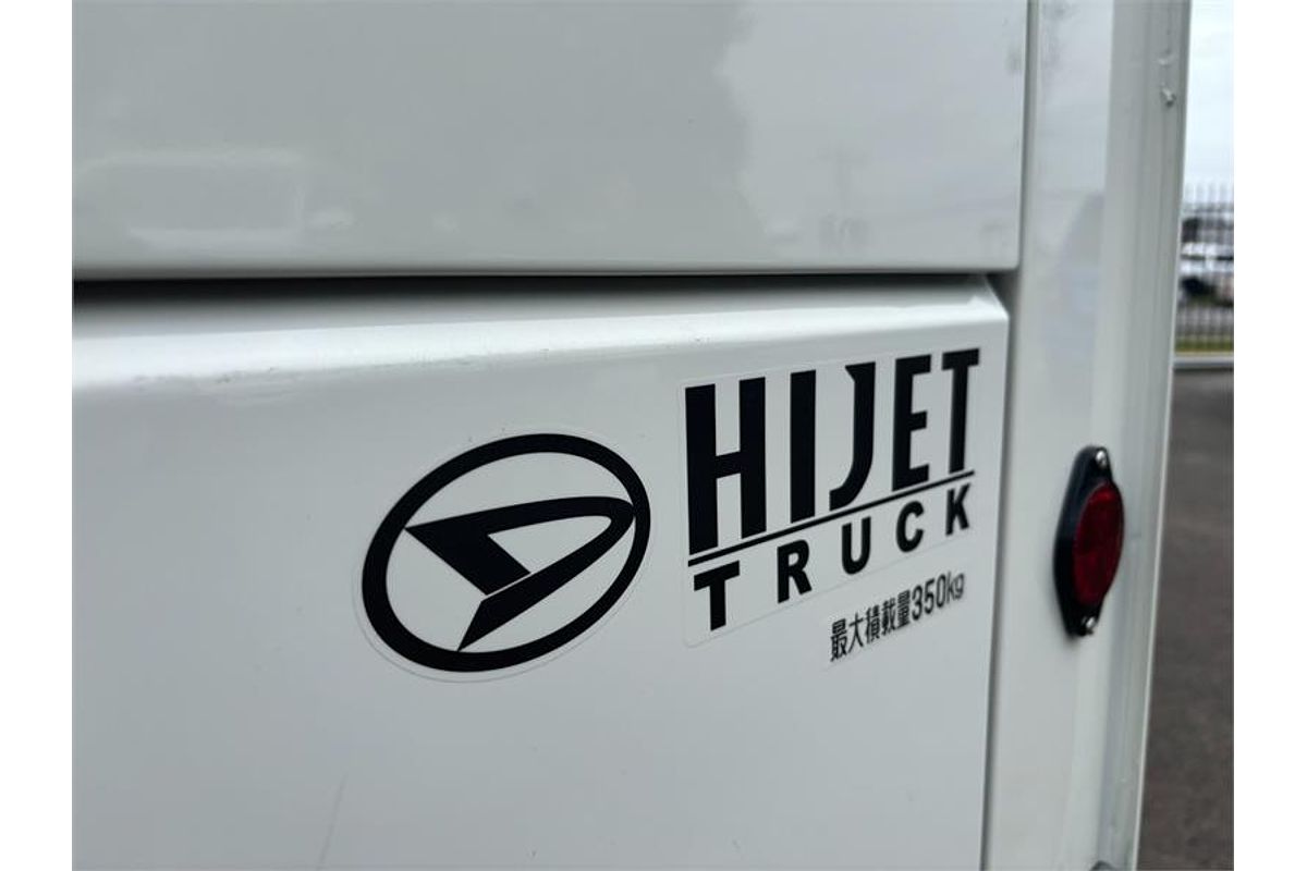 2023 Daihatsu HIJET PANEL TRUCK S510P