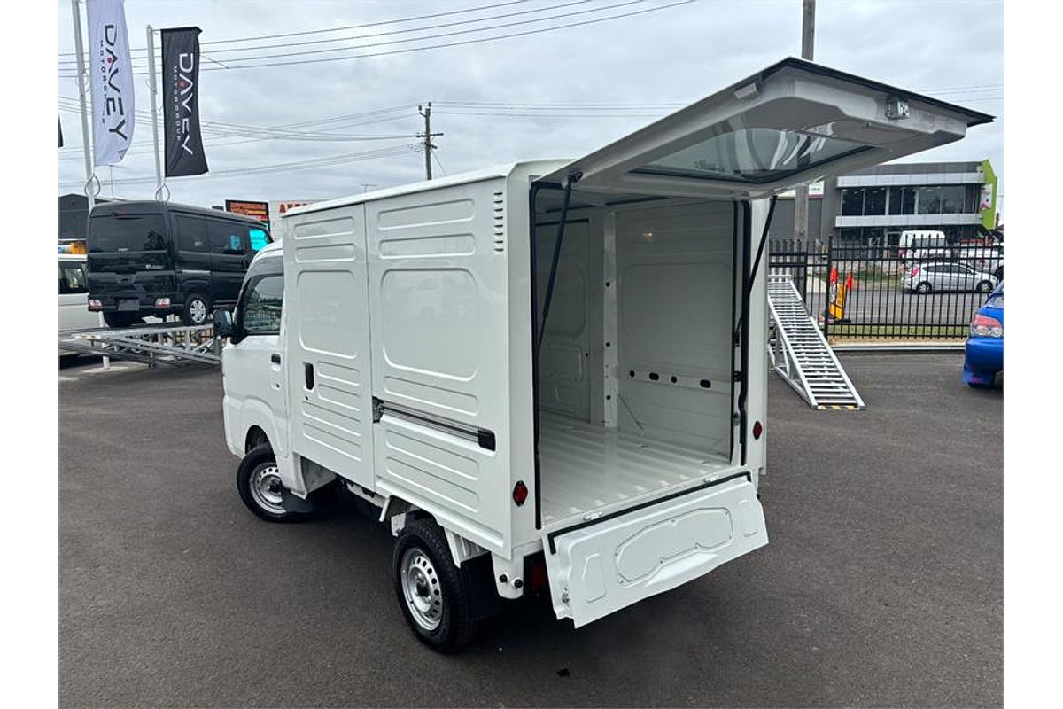 2023 Daihatsu HIJET PANEL TRUCK S510P