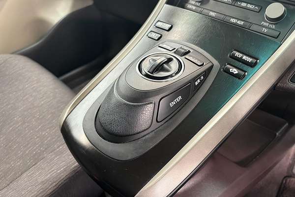 2011 Toyota Sai Hybrid S LED Edition AZK10