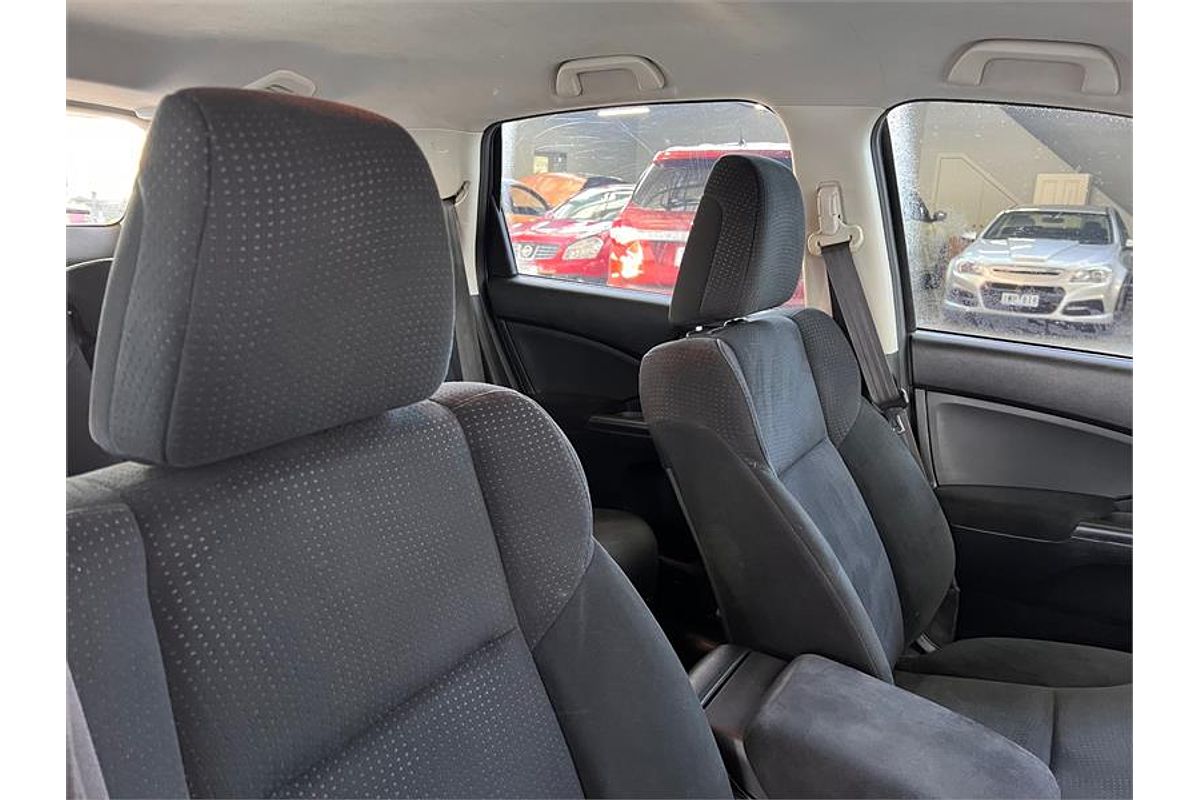 2012 Honda CR-V VTi (4x2) 30