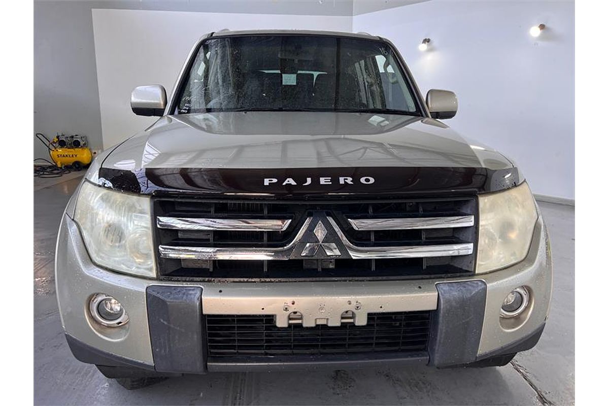 2009 Mitsubishi PAJERO GLX LWB (4x4) NS