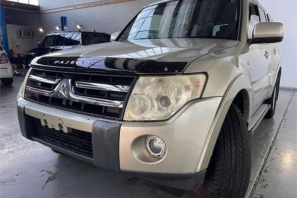 2009 Mitsubishi PAJERO GLX LWB (4x4) NS