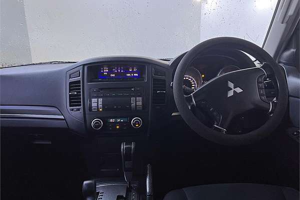 2009 Mitsubishi PAJERO GLX LWB (4x4) NS