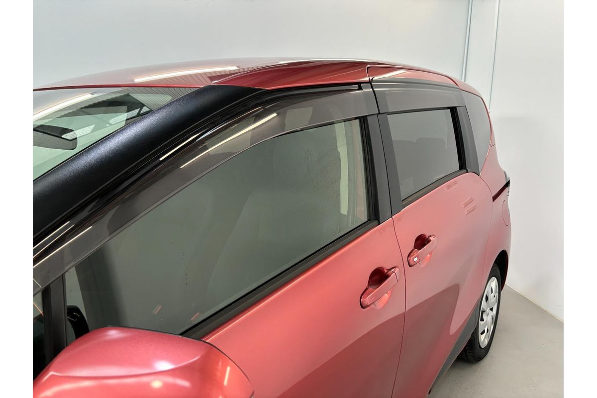 2015 Toyota SIENTA Hybrid G