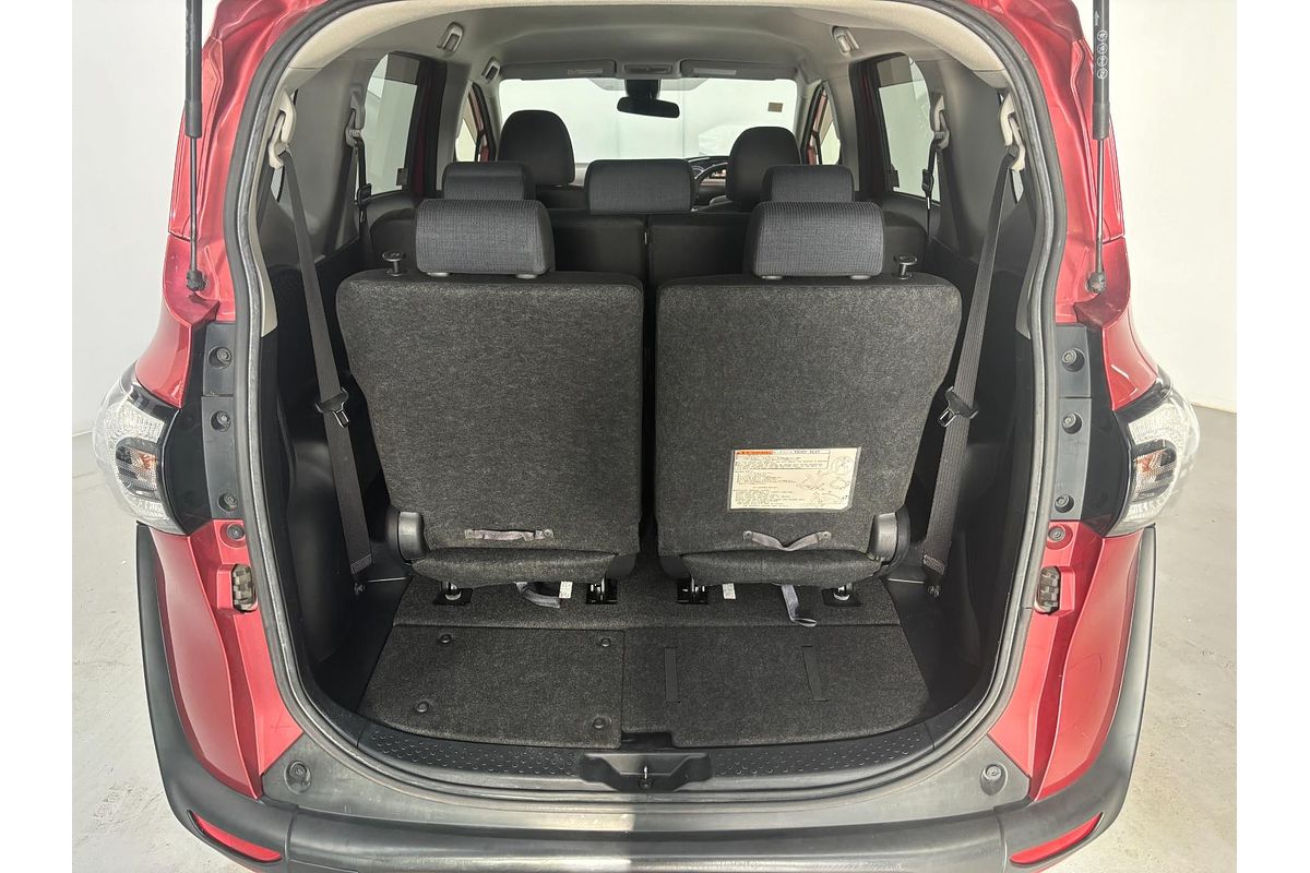 2015 Toyota SIENTA Hybrid G