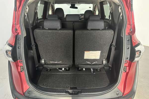 2015 Toyota SIENTA Hybrid G
