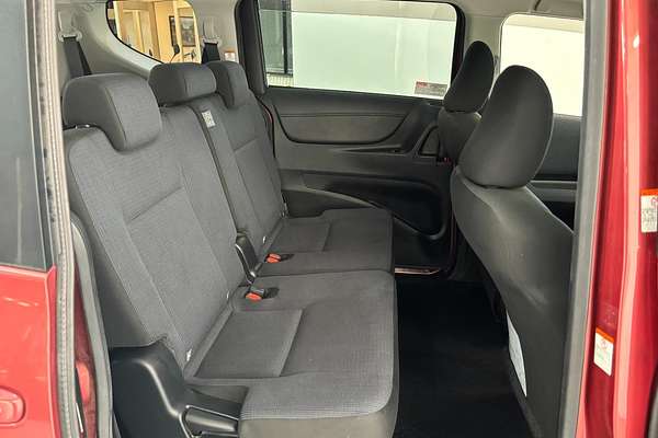 2015 Toyota SIENTA Hybrid G