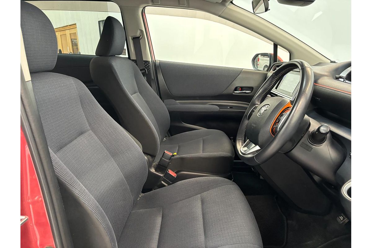 2015 Toyota SIENTA Hybrid G