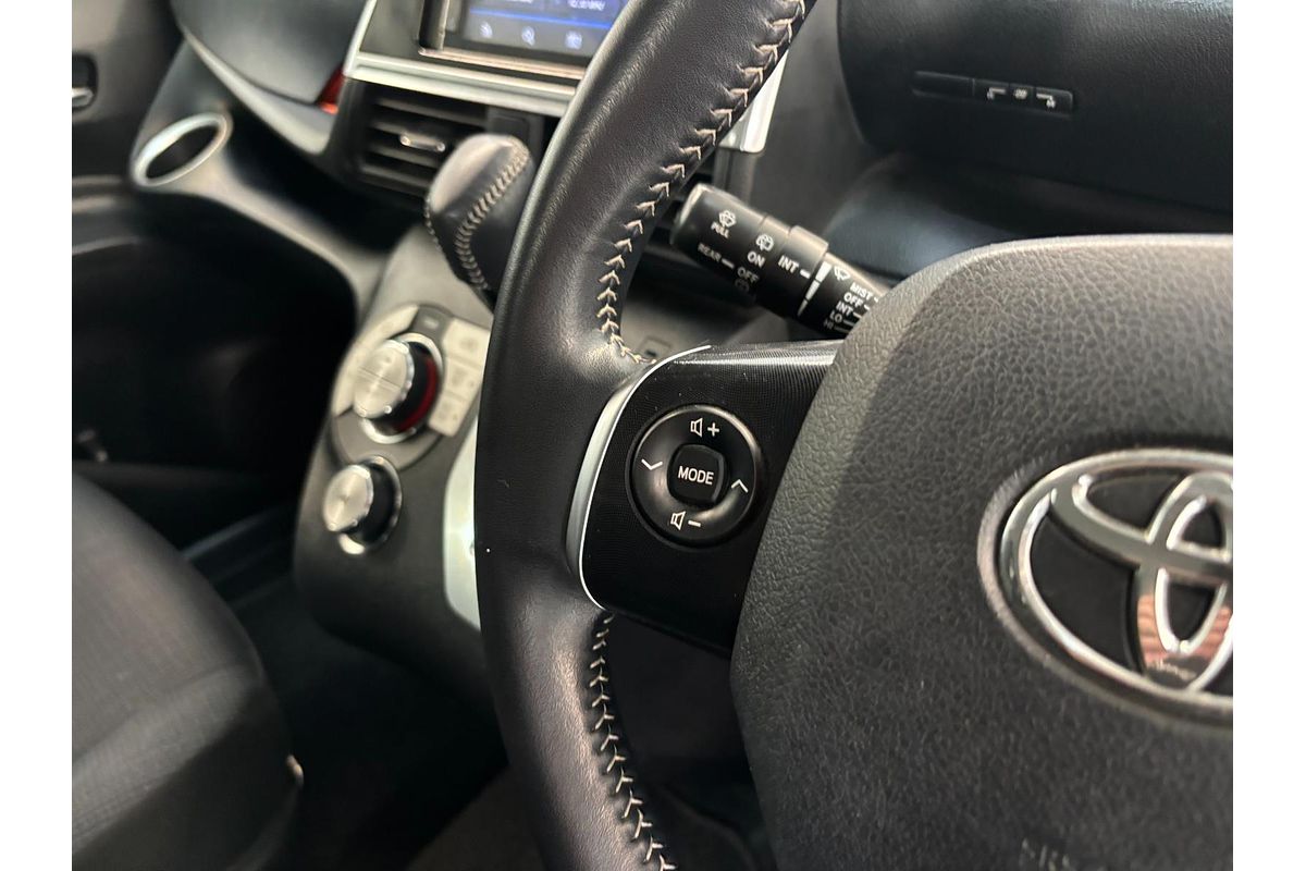 2015 Toyota SIENTA Hybrid G