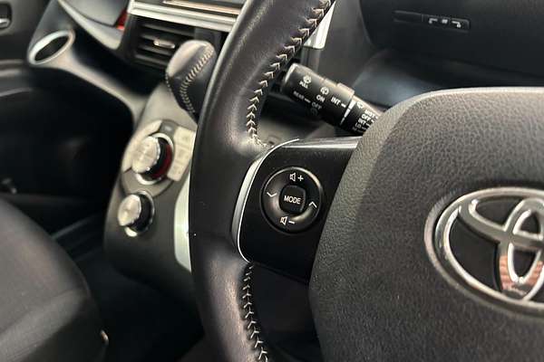2015 Toyota SIENTA Hybrid G