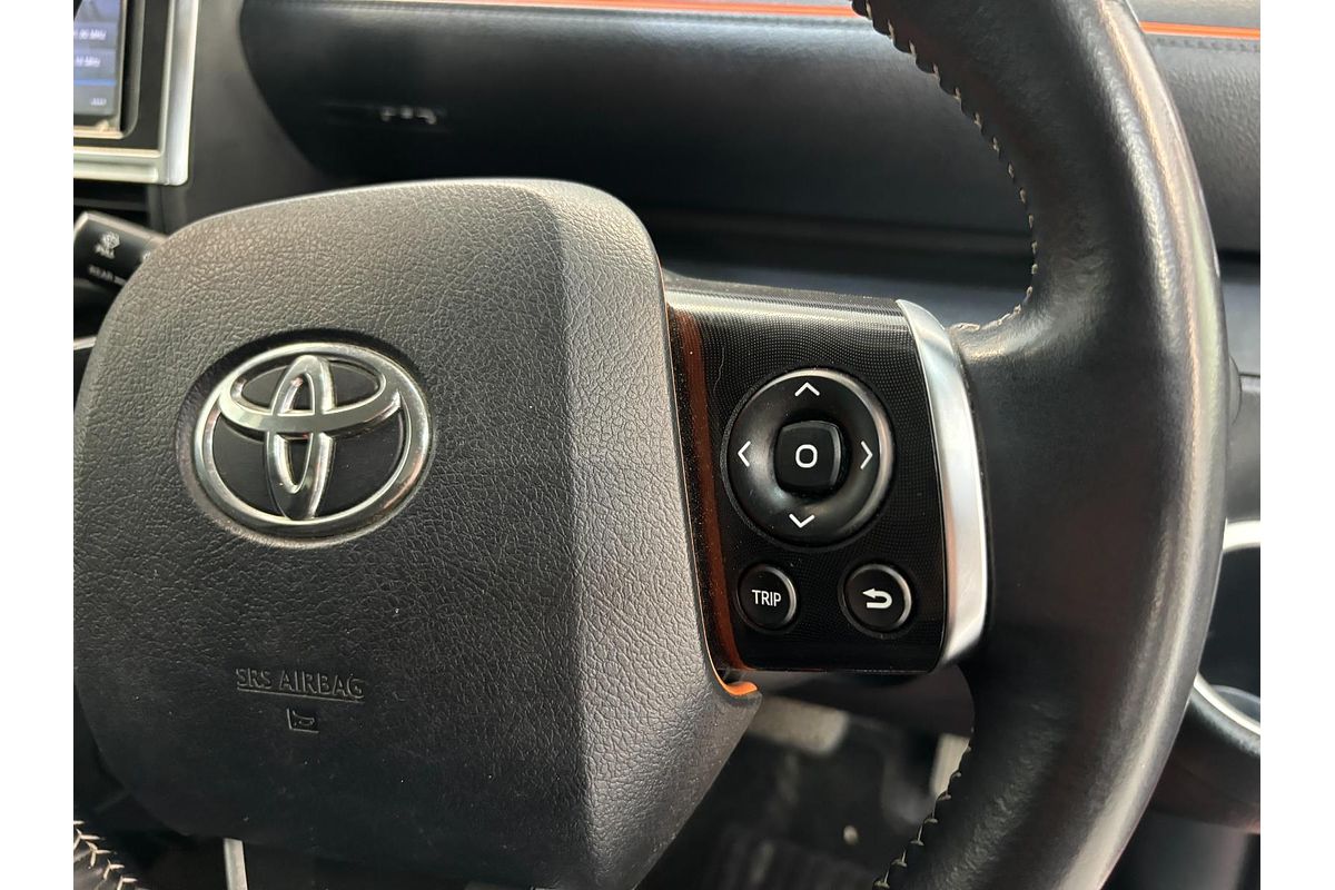 2015 Toyota SIENTA Hybrid G
