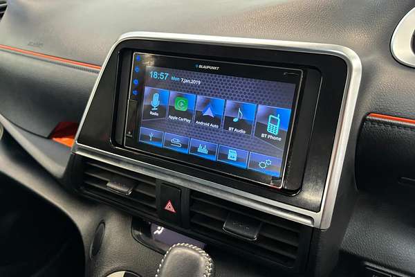2015 Toyota SIENTA Hybrid G