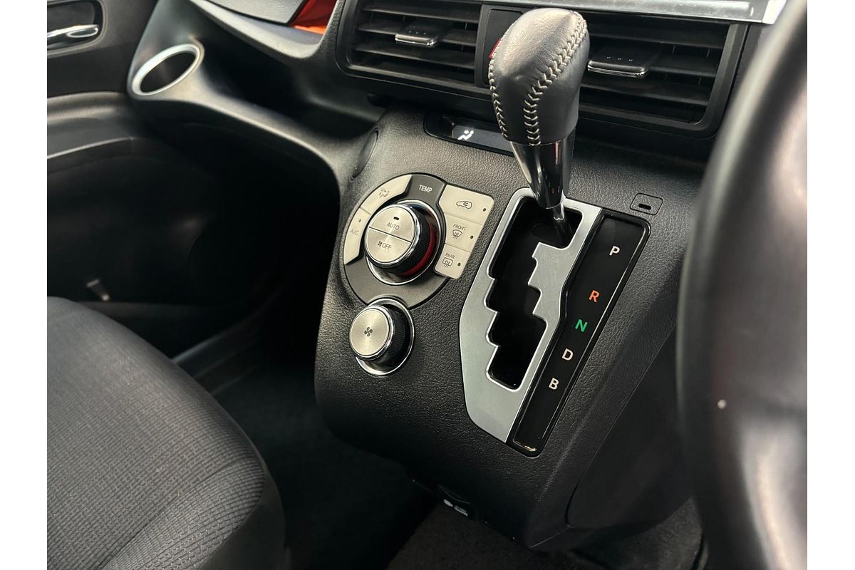2015 Toyota SIENTA Hybrid G