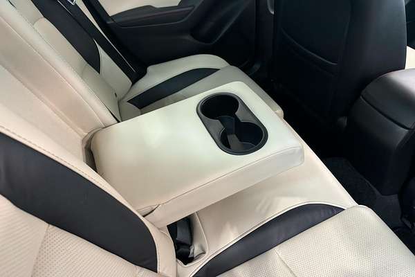 2013 Mazda AXELA Hybrid S L-PKG