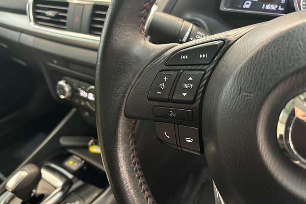 2013 Mazda AXELA Hybrid S L-PKG