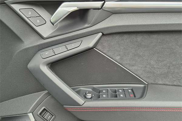 2024 Audi RS 3 2.5 TFSI S TRONIC 8Y MY24