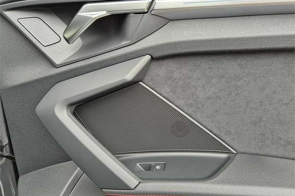 2024 Audi RS 3 2.5 TFSI S TRONIC 8Y MY24