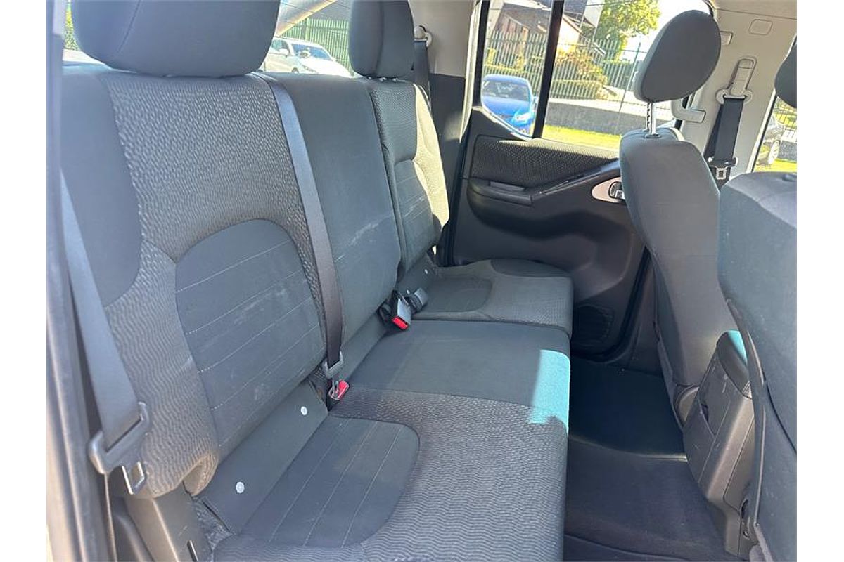 2010 Nissan NAVARA ST-X (4x4) D40