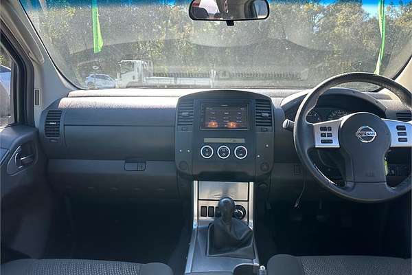 2010 Nissan NAVARA ST-X (4x4) D40