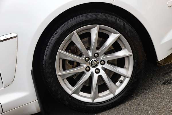 2013 Jaguar XF Luxury X250