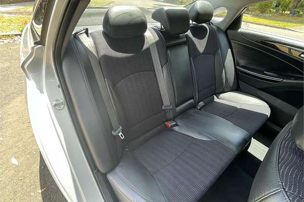 2010 Hyundai i45 Premium YF