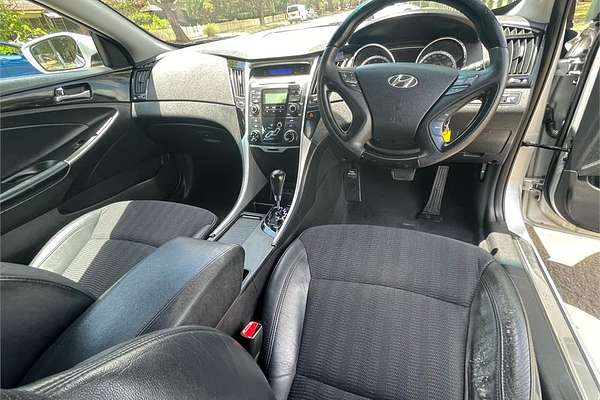 2010 Hyundai i45 Premium YF