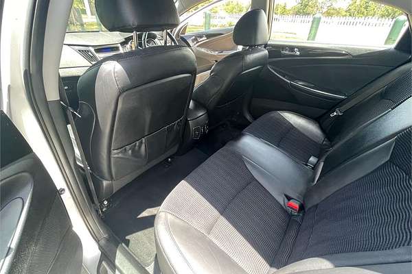 2010 Hyundai i45 Premium YF