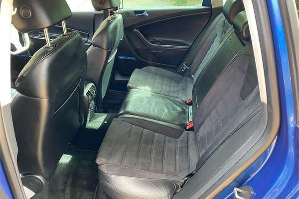 2010 Volkswagen Passat R36 Type 3C