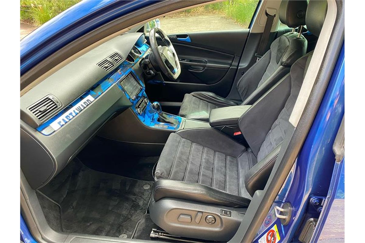2010 Volkswagen Passat R36 Type 3C