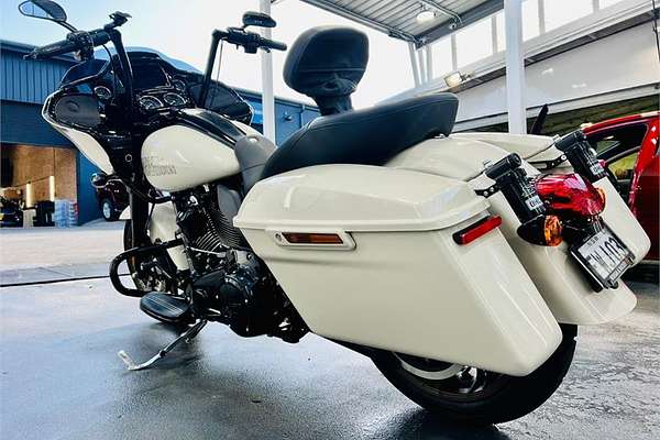 2023 Harley-Davidson Road Glide Special ST 117 (FLTRXST) Touring