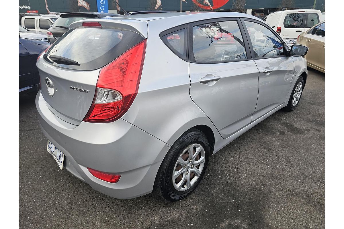 2011 Hyundai Accent Active RB